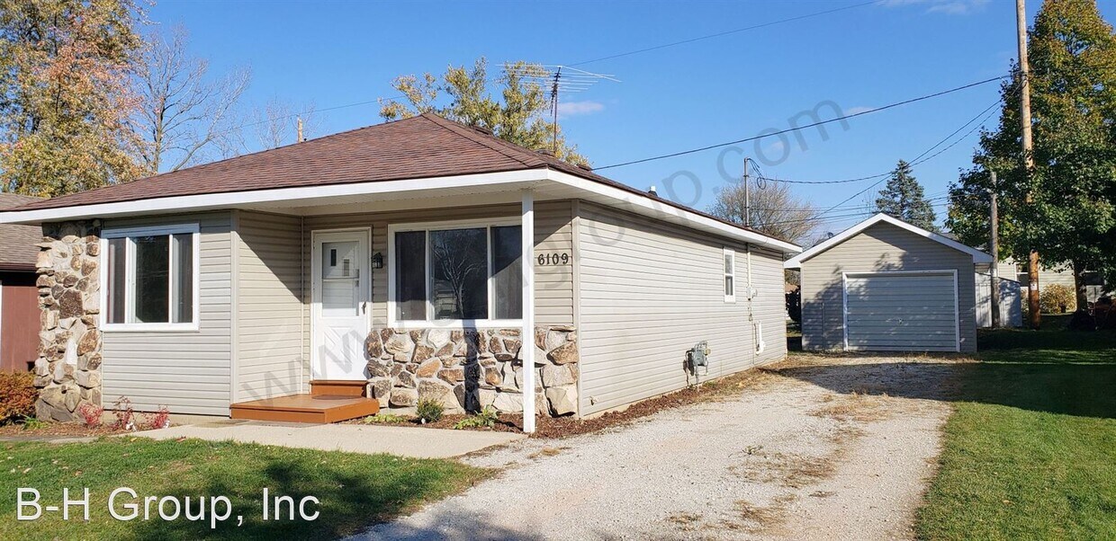Primary Photo - 2 br, 2 bath House - 6109 245th Ave