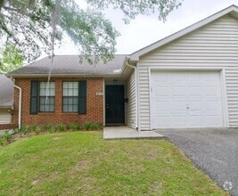 Building Photo - 815 Ashlyn Forest Dr