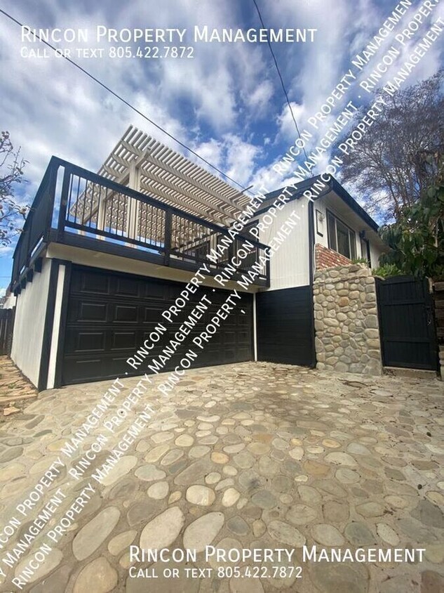 Foto principal - Available Now! Charming 3 Bedroom Home in ...