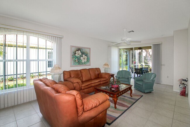 Building Photo - 1863 San Trovaso Way