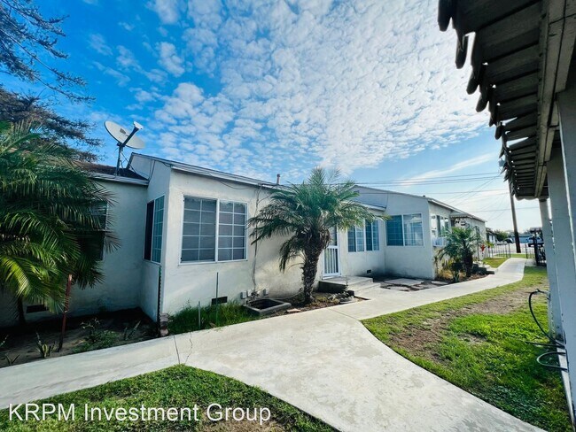 Building Photo - 2 br, 2 bath House - 8785 Hoffman St.