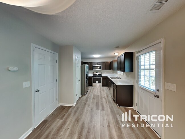 Building Photo - 105 Bainbridge Place Dallas GA