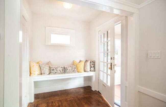 Building Photo - 2 bedroom in Berkeley CA 94703