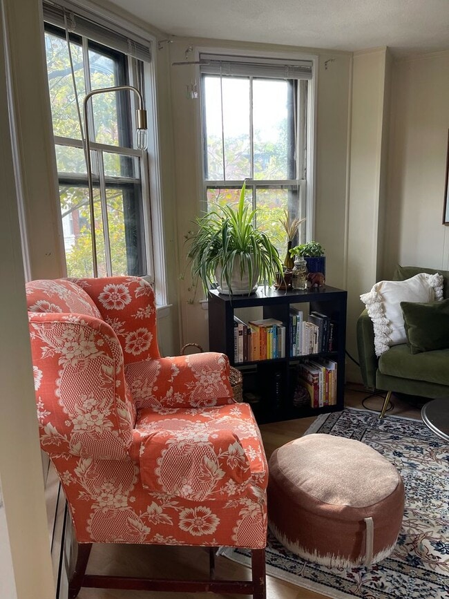 Building Photo - $3400 for a 2 bed in the South End.. DON'T MISS OUT!!!!!