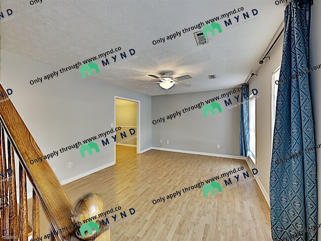 Building Photo - 3 br, 2 bath Townhome - 71 Vocational Dr