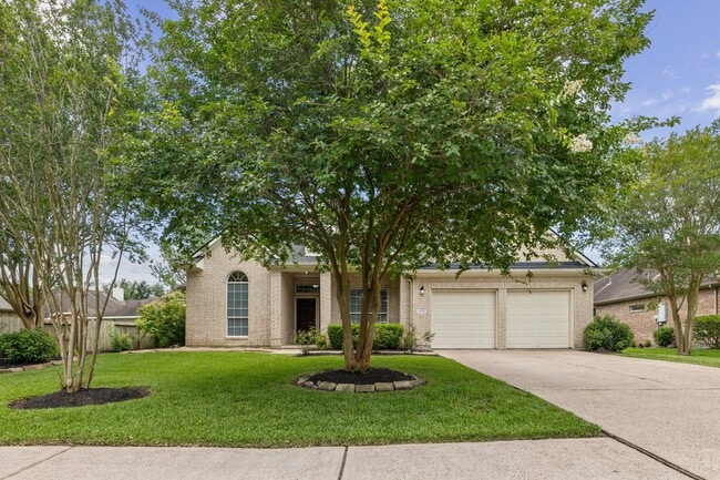 Building Photo - 1221 Torchwood Dr