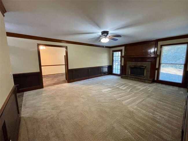 Foto del edificio - 2021 N Oak Dr
