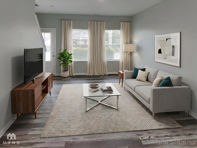 Building Photo - 410 S Gray St