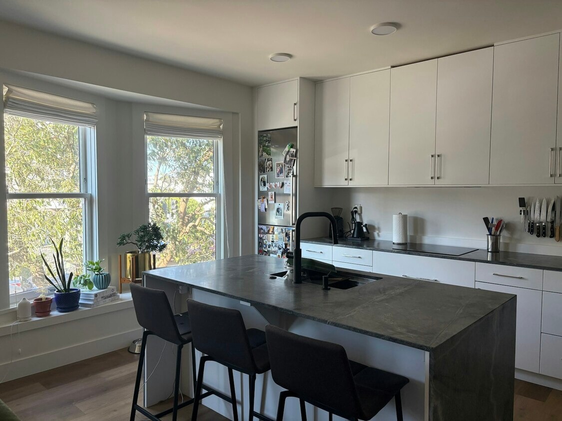 Photo - 203 Carl Street, Unit A