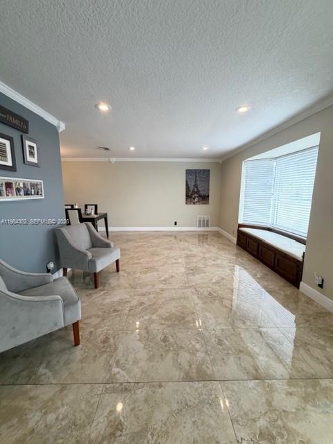 Foto del edificio - 6527 NW 2nd St