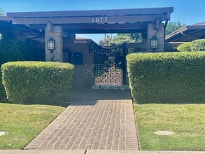 Building Photo - 1077 Rivara Rd