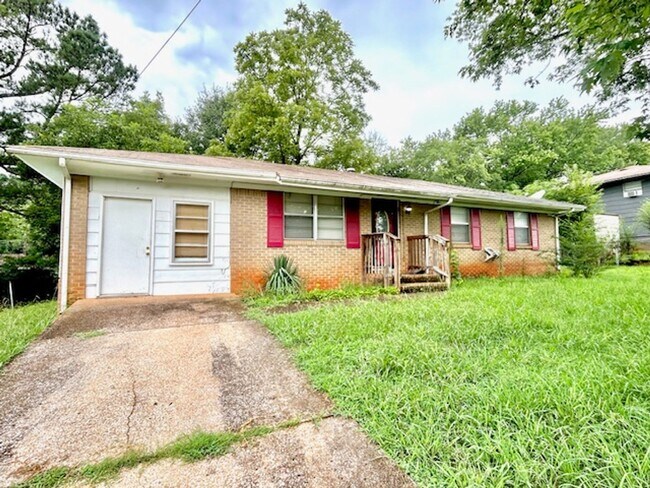 Foto del edificio - 3305 E Tucker Dr NW