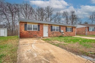 Building Photo - 38 Verdi Cir