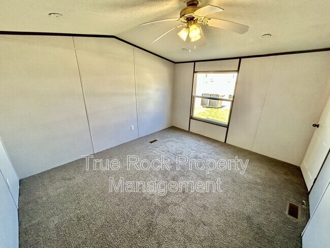 Foto del edificio - 16135 County Rd 1526 Ct