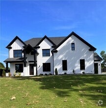 Building Photo - 3488 Hamilton Mill Rd