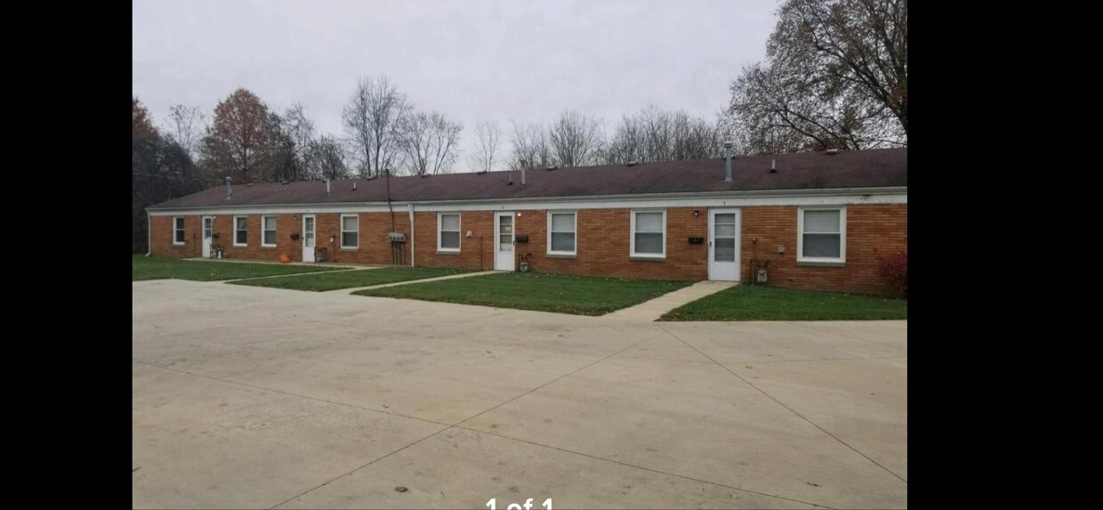 501 Dickson St, Wellington, OH 44090 Apartments in Wellington, OH