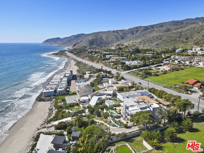 Foto del edificio - 11834 Pacific Coast Hwy
