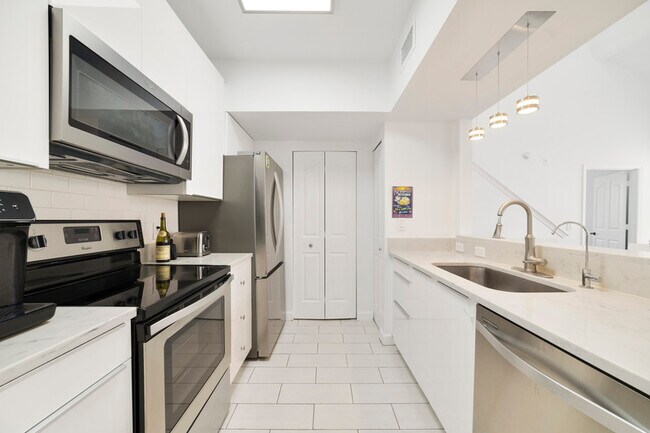 Foto del edificio - 770 Siena Palm Dr