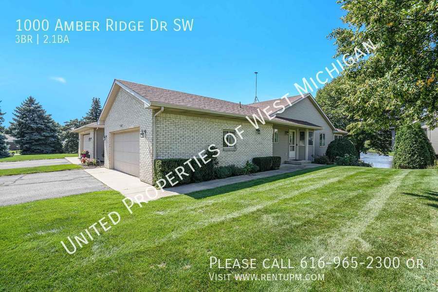 Foto principal - Available Now | 3 Bed 2.5 Bath Condo in th...