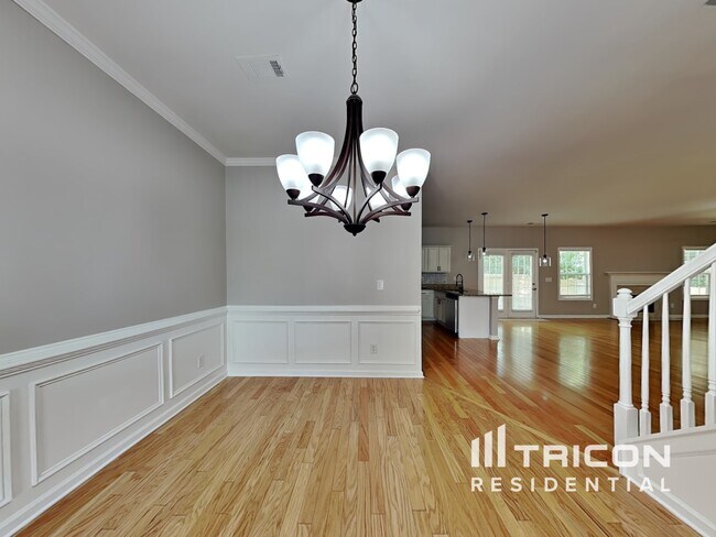 Foto del edificio - 2725 Sedgeview Way NE