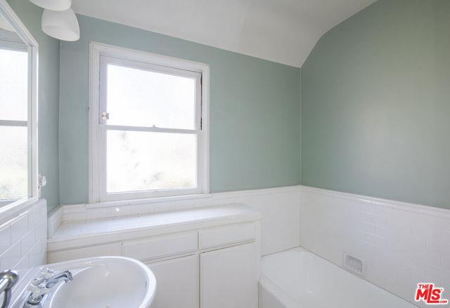 Primary Photo - 11144 Valley Spring Pl