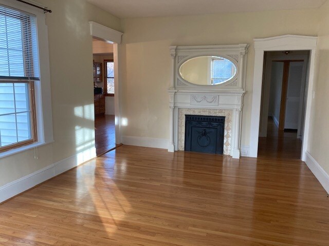 Living Room - 116 Locust St