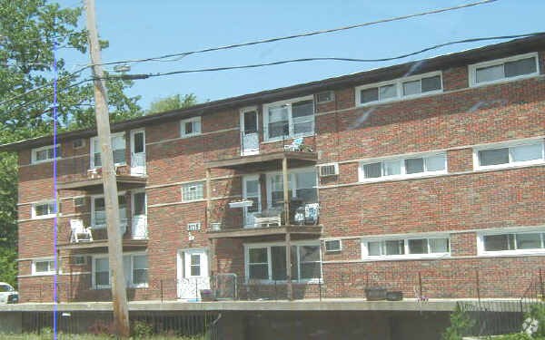 Foto del edificio - 8116 W 87th St