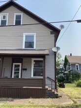 Building Photo - 162 Jacob St