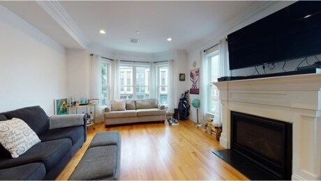 Building Photo - 18 Preble St