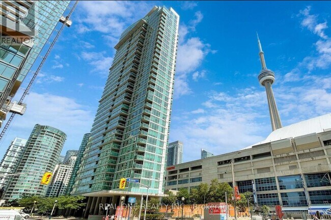 Building Photo - 81 Navy Wharf Ct