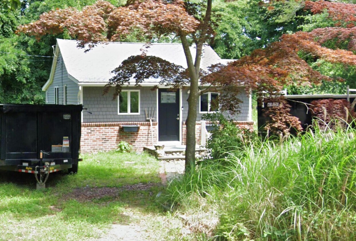 Foto principal - 15 Whittier Dr