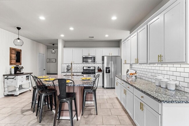 Foto del edificio - 3525 Pearl Mill Ln