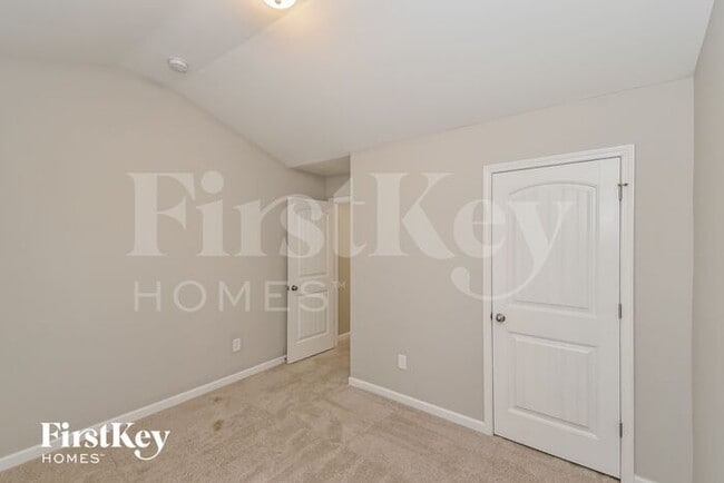 Building Photo - 224 Oaken Bucket Dr