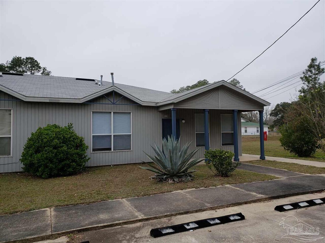 5020 Lillian Hwy, Pensacola, FL 32506 House Rental in Pensacola, FL