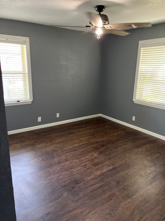 Photo - 2129 Brookshire St House