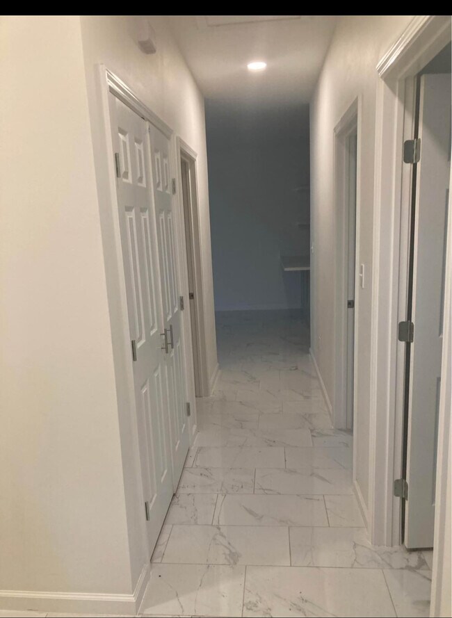 Foto del edificio - 1505 W Elizabeth St