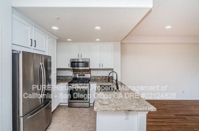 Foto del edificio - 1760 E Palomar St