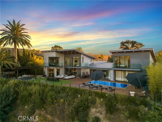 Foto del edificio - 18296 Karen Dr