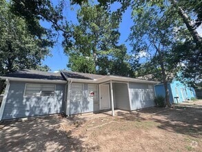 Building Photo - 10124 Homestead Rd