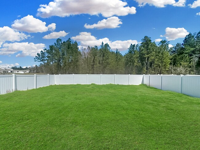Building Photo - 4 bedroom, 2.5 bathroom 2-story home at The Pines at New Hampstead!! July 2026