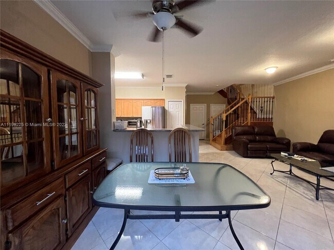 Building Photo - 967 SW 154th Path