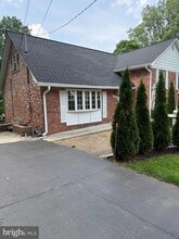 Building Photo - 13232 Glenhill Rd