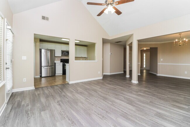 Foto del edificio - 1412 Cumberland Creek Ln SW