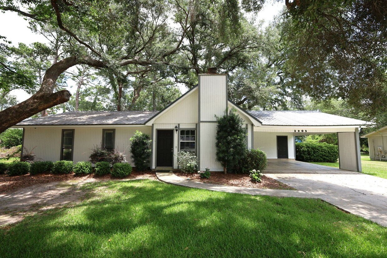 Foto principal - 3905 Danube Cir