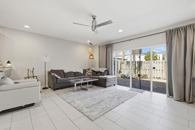 Foto del edificio - 710 SW 4th Ave