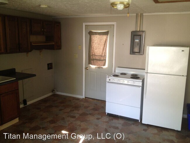 Foto del edificio - 3 br, 1 bath House - 3000 Mojave Drive