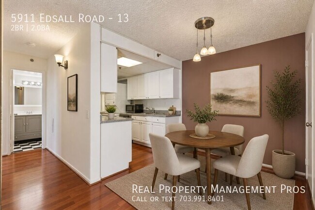 Foto del edificio - 5911 Edsall Rd