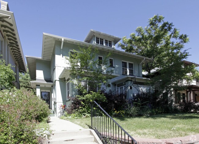 Building Photo - 1641-1645 Vine St