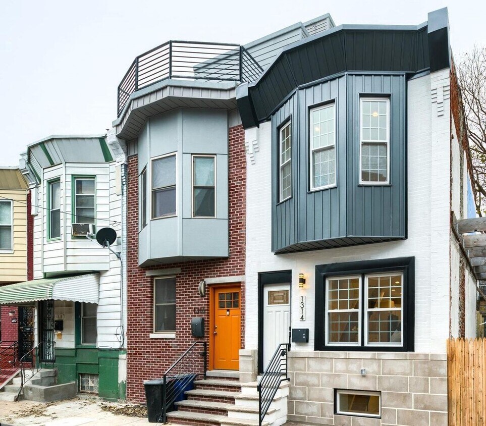 Foto principal - Stunning 3-Bedroom Townhouse with Finished...