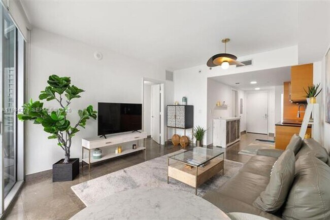 Foto del edificio - 465 Brickell Ave